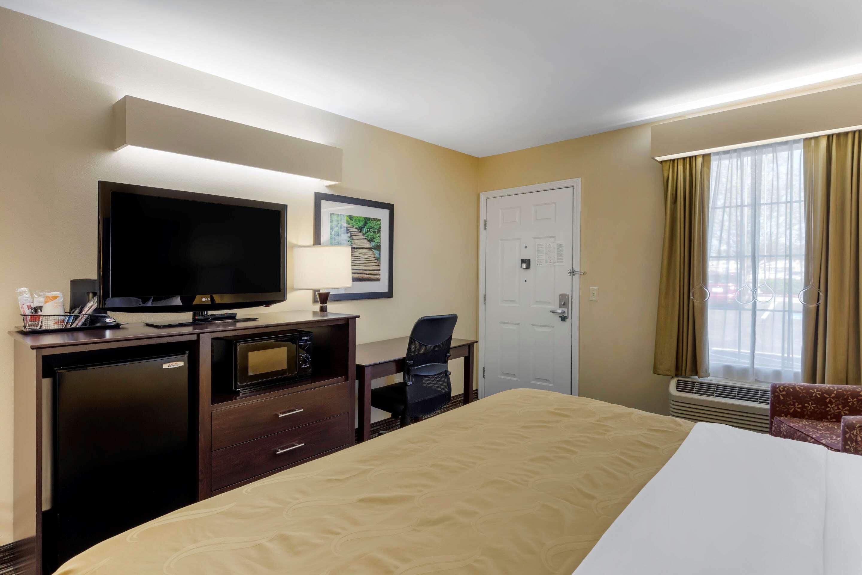 Quality Inn Seneca Us-123 Exterior photo